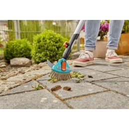 Combisystem 3 in 1 voegenkrabber/borstel Gardena