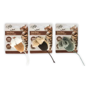 Kattenspeeltje lamswollen snow mouse met catnip